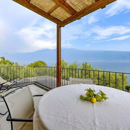 Oleandro Apartment Directly On The Lake Gargnano Exterior photo